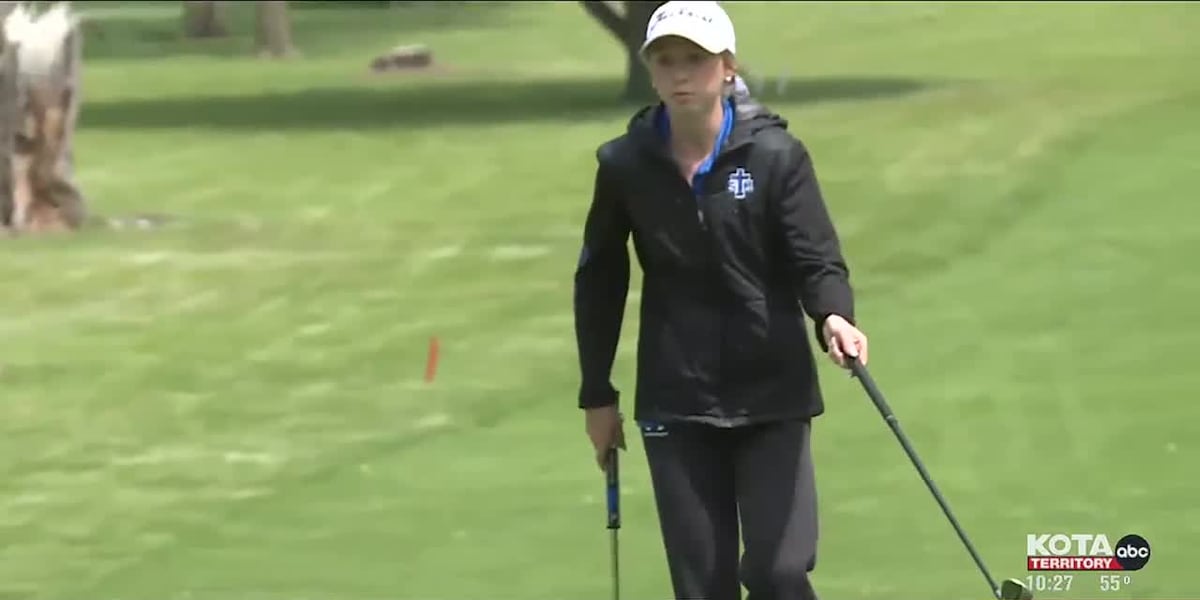 STM girls golfers win state championship
