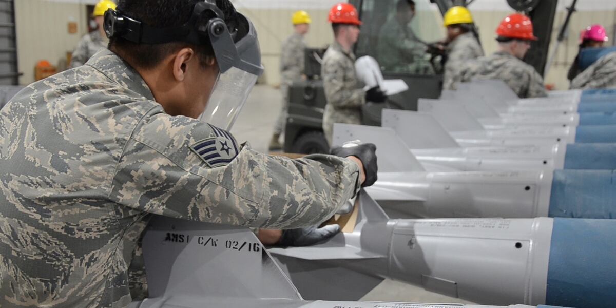 Junior military members have trouble feeding families