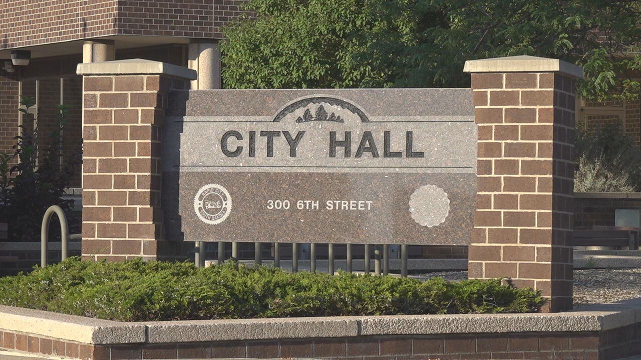 
                        Rapid City officials warn residents about fee - based payment services